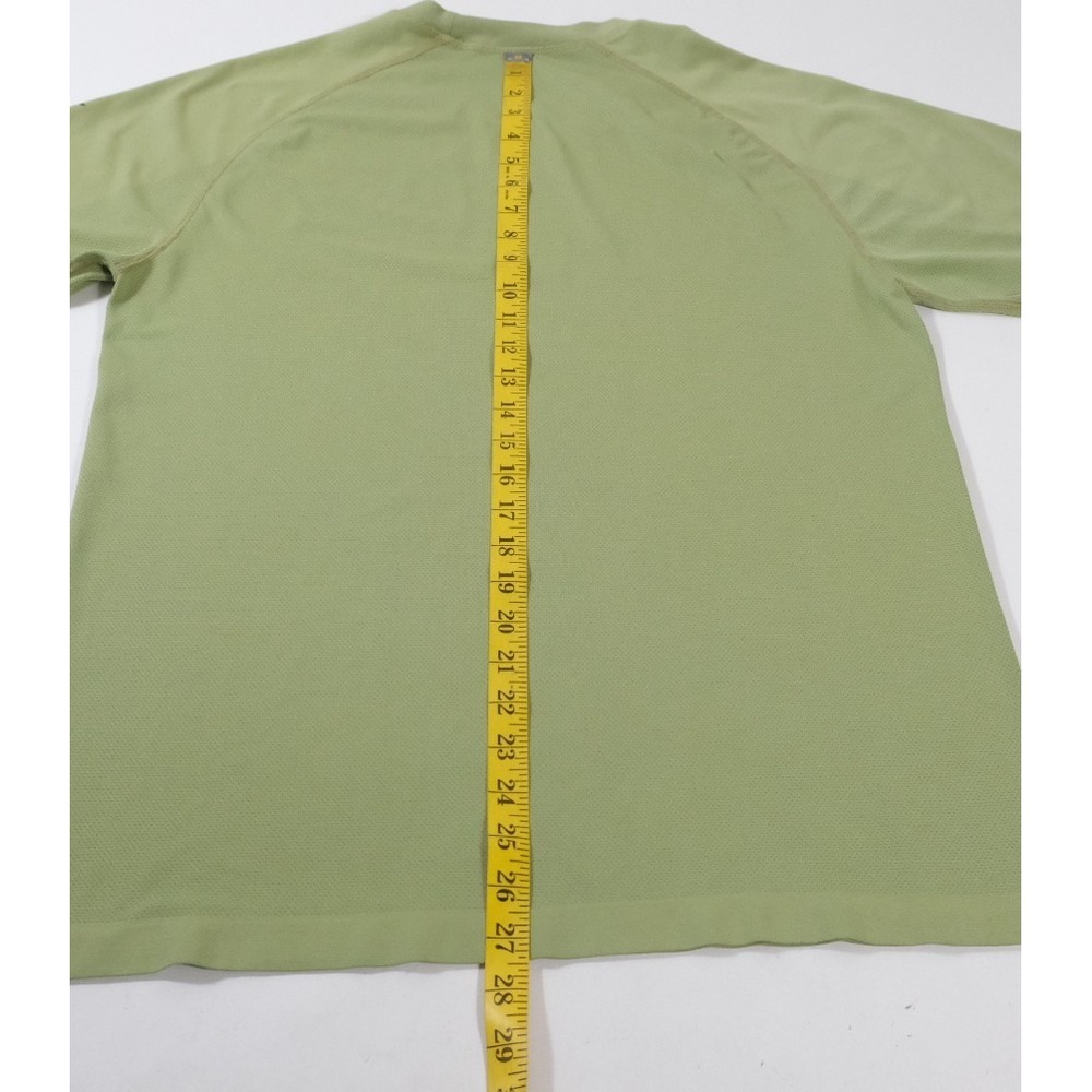 Fabletics Shirt Mens L Green Training Tee Short Sleeve Mesh Performance Raglan - Picture 4 of 5